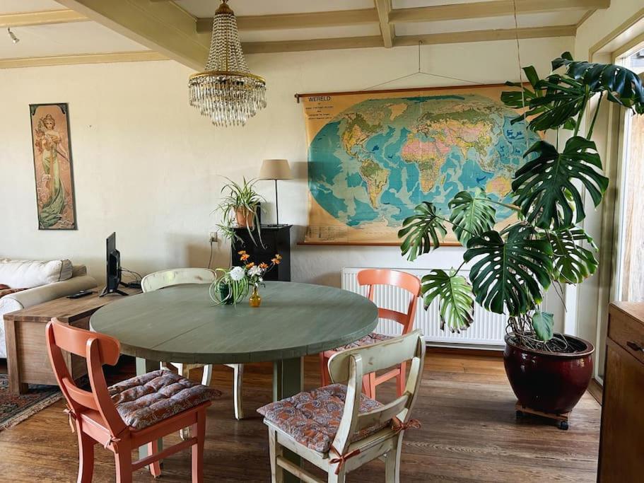Onder De Kastanje! Villa Koedijk Bagian luar foto